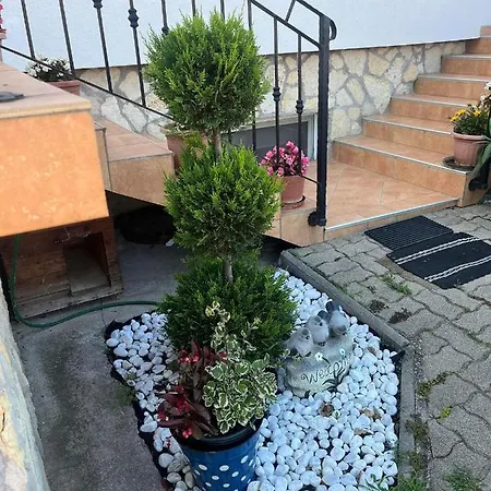Alsóörs Rege Apartman 2 מראה חיצוני תמונה