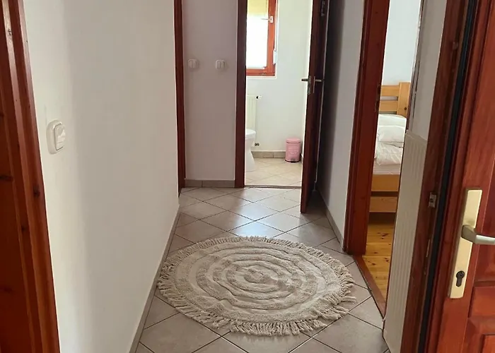 Rege Apartman 2